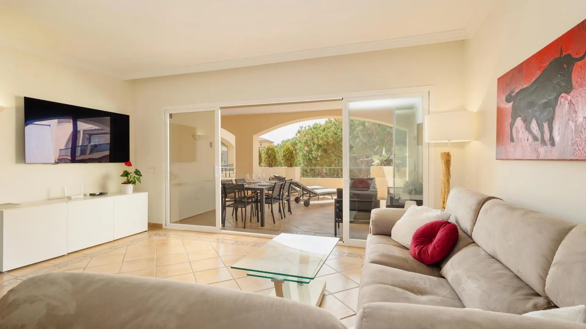 2 Bedroom Apartment Next To The Beach In Elviria, Marbella 0*,
